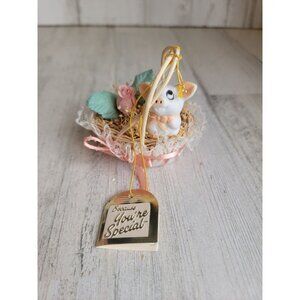 Special touch 1989 pig in basket ornament Xmas vintage‎
